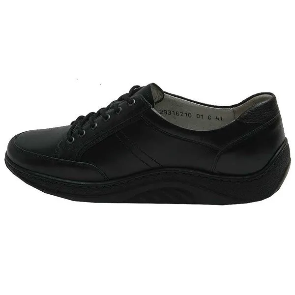 Barbara/Helli Black