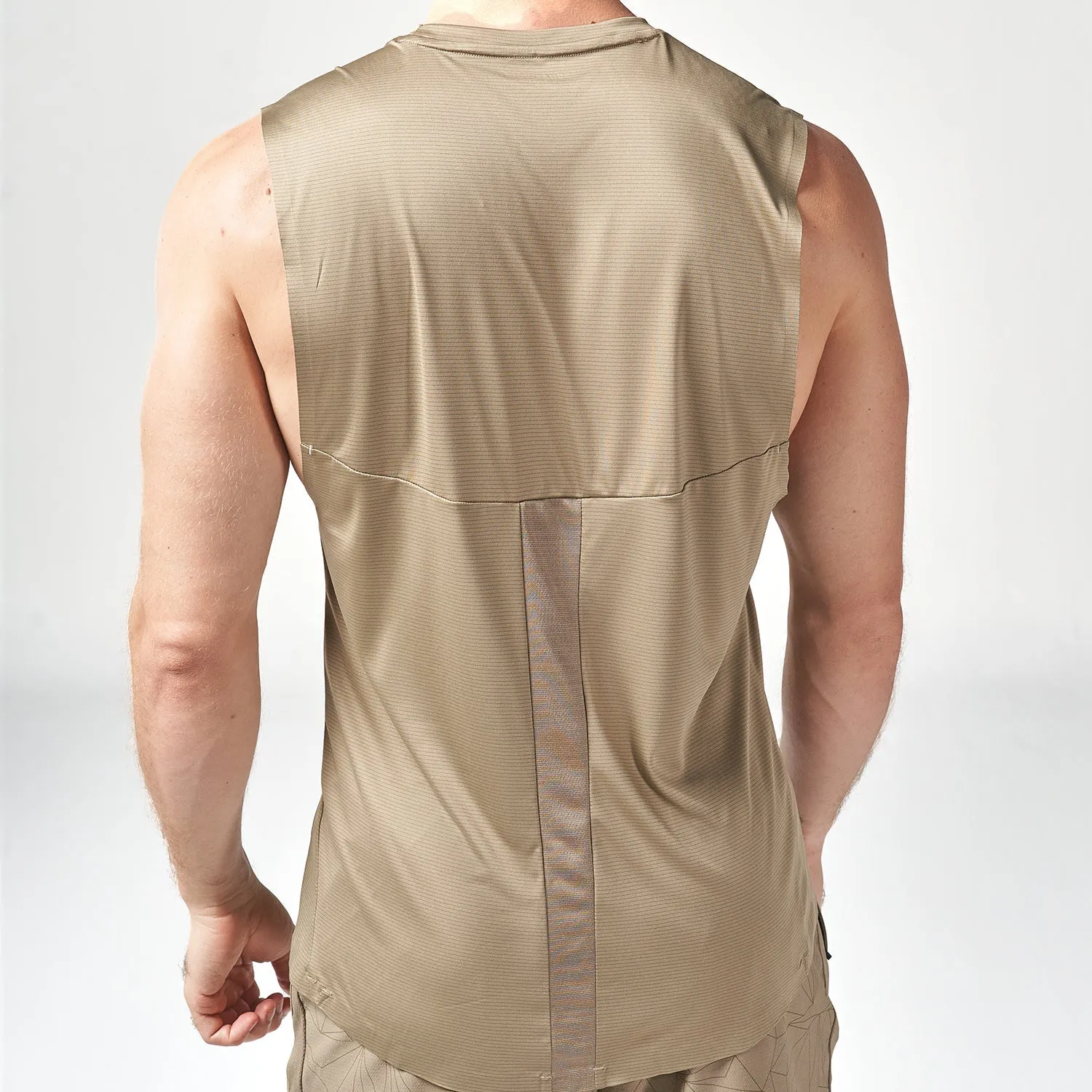 LAB360° Active Tank - Covert Green