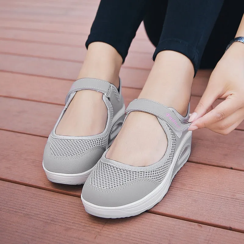 Ladies Walking Sneakers