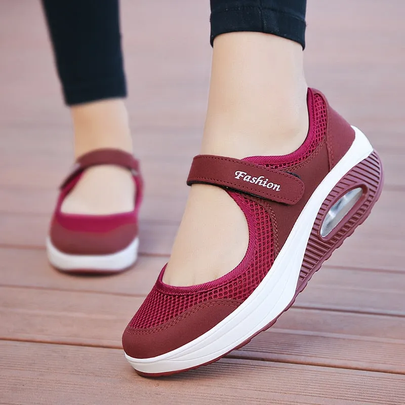Ladies Walking Sneakers