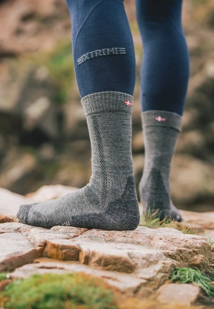 MERINO WOOL HIKING SOCKS