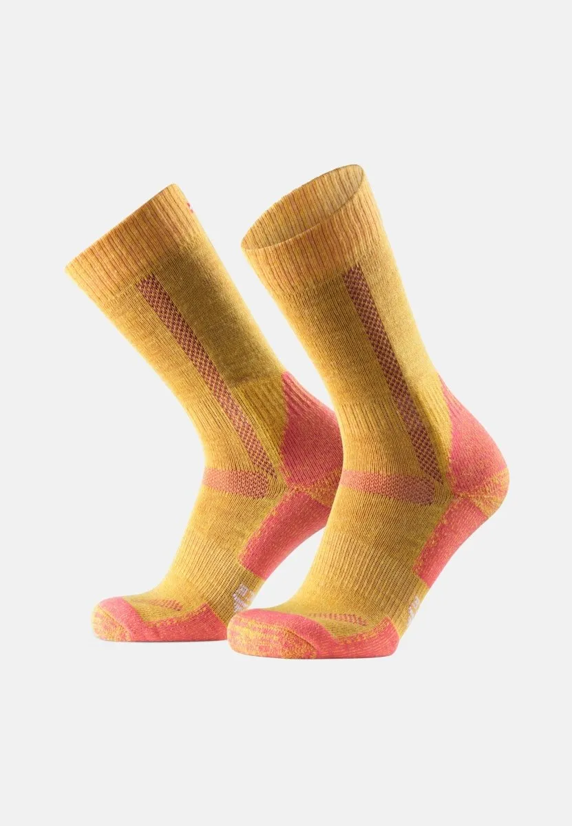 MERINO WOOL HIKING SOCKS