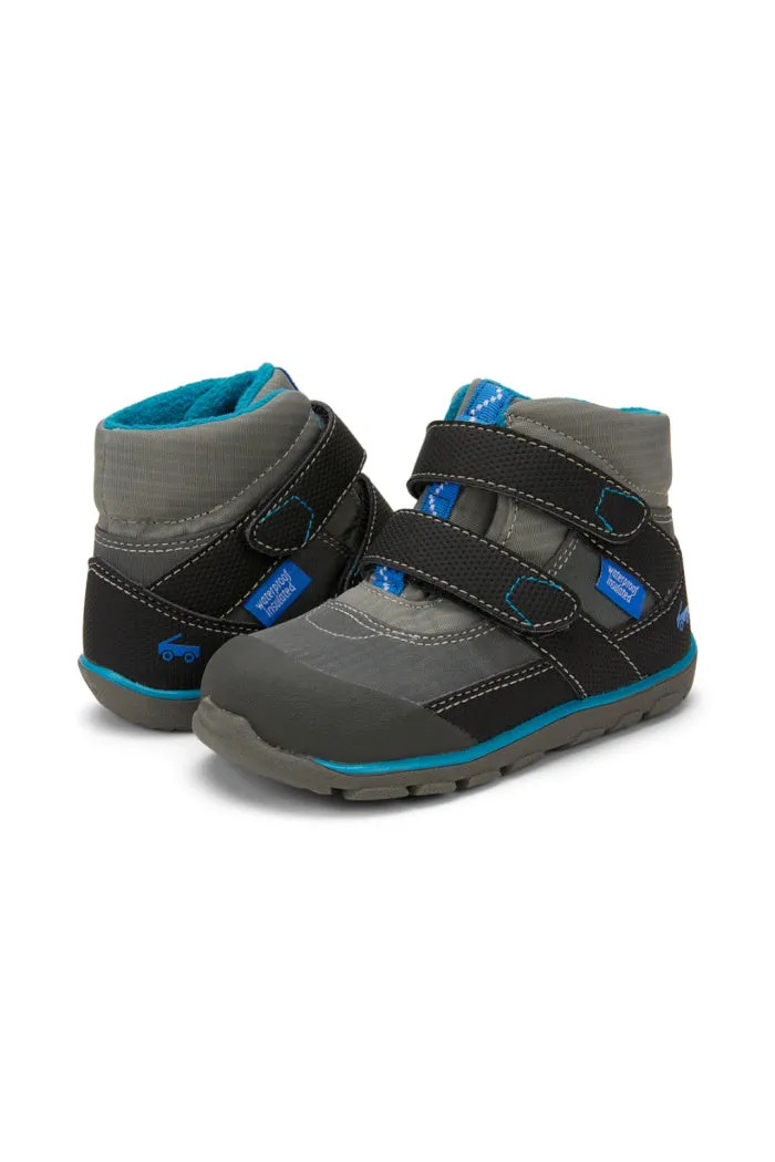 See Kai Run Children's Atlas II in Gray/Black