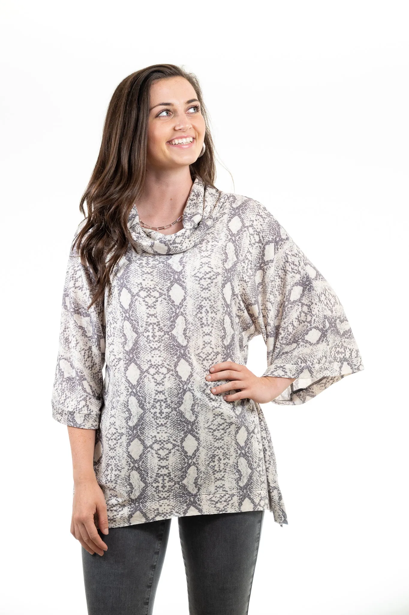 The Fenwick One Size Plush Pull-Over Top