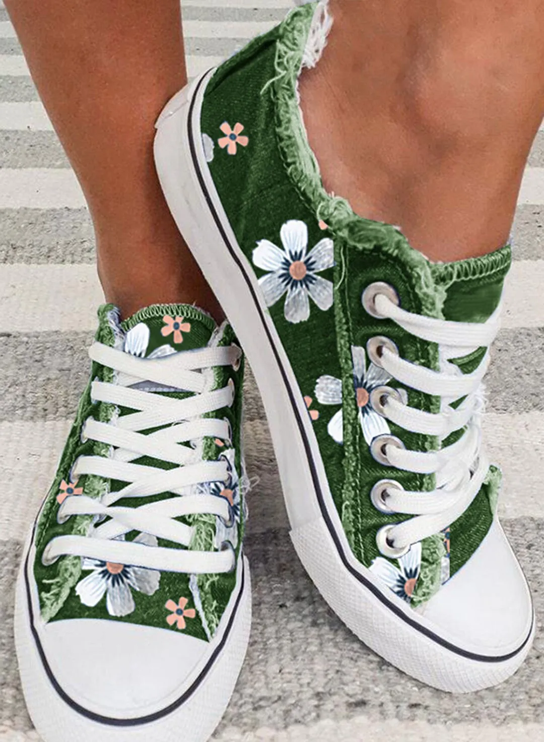 Women's Sneakers Star Striped Lace-up Canvas Sneakers